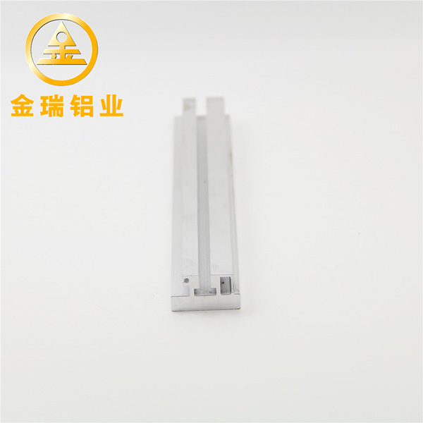 铝型材厂家