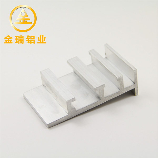 铝型材厂家
